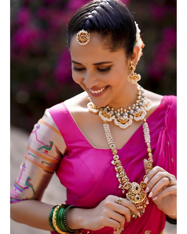 Anasuya traditional attire in half saree-Anchor Anasuya, Anchoranasuya Photos,Spicy Hot Pics,Images,High Resolution WallPapers Download